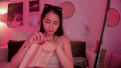 Snapshot of lara_madisson chatting on 30, 9, 2025 Lara Madisson online show from 30, 9, 2025