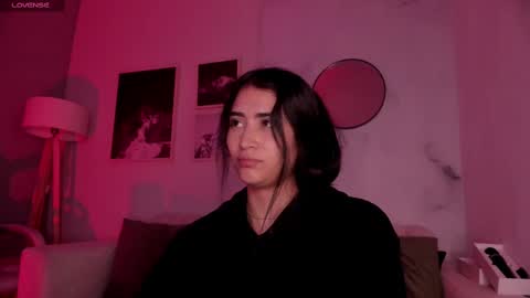 Snapshot of lara_madisson chatting on 3, 10, 2025 Lara Madisson online show from 3, 10, 2025