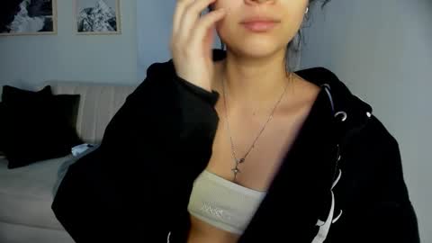 Snapshot of lara_madisson chatting on 3, 11, 2025 Lara Madisson online show from 3, 11, 2025