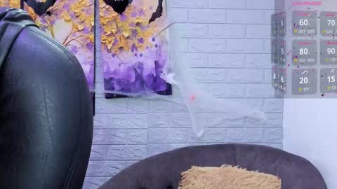      700  200   online show from 2, 11, 2025