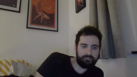 laraaan online show from 4, 5, 2026