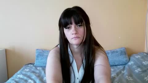 laraamoon online show from 14, 3, 2026