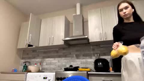 lara online show from 26, 3, 2026