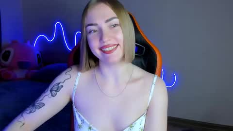 Snapshot of larakrein_lk chatting on 22, 10, 2025 LaraKrein lk online show from 22, 10, 2025