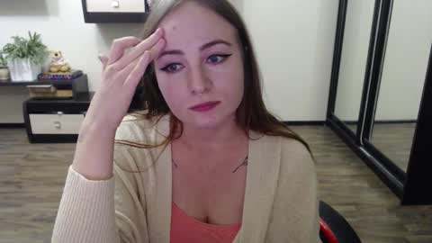 Snapshot of laralianna chatting on 23, 9, 2025 Laralianna online show from 23, 9, 2025