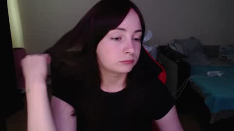 Laralianna online show from 2, 7, 2026