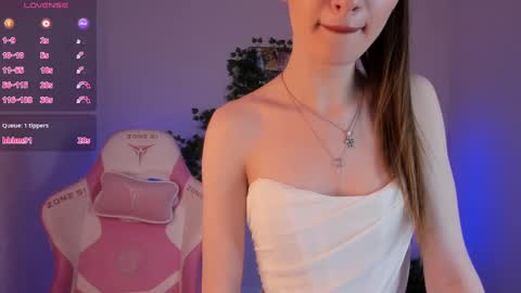 MY NAME IS LILY online show from 4, 3, 2025