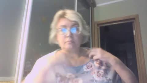 laramrs online show from 23, 9, 2025