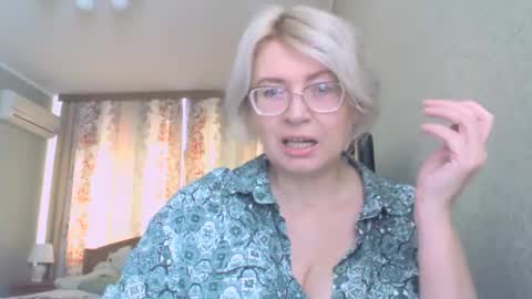 laramrs online show from 18, 10, 2025