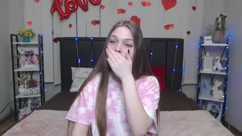 Snapshot of larapika chatting on 2, 5, 2026 LaraPika online show from 2, 5, 2026