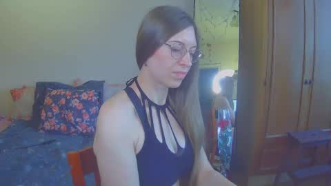 Snapshot of larawintersxxx chatting on 9, 3, 2025 larawintersxxx online show from 9, 3, 2025