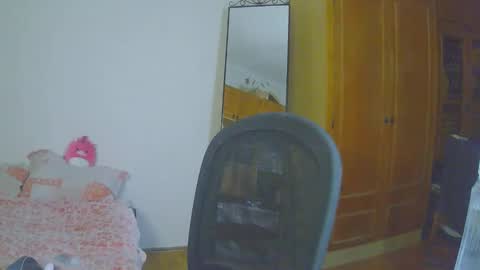 Snapshot of larawintersxxx chatting on 18, 9, 2025 larawintersxxx online show from 18, 9, 2025