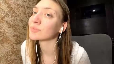 Snapshot of lareebuggie chatting on 28, 6, 2026 Eva online show from 28, 6, 2026