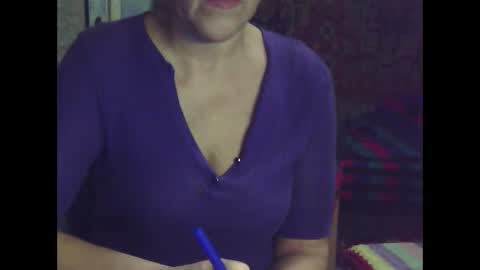 Snapshot of larisaq4ugo24 chatting on 7, 1, 2025 larisaq4ugo24 online show from 7, 1, 2025