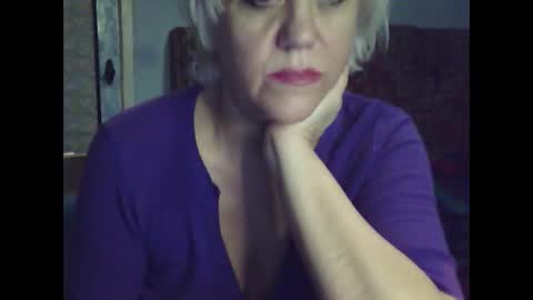 Snapshot of larisaq4ugo24 chatting on 8, 1, 2025 larisaq4ugo24 online show from 8, 1, 2025