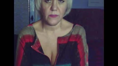 Snapshot of larisaq4ugo24 chatting on 15, 1, 2025 larisaq4ugo24 online show from 15, 1, 2025