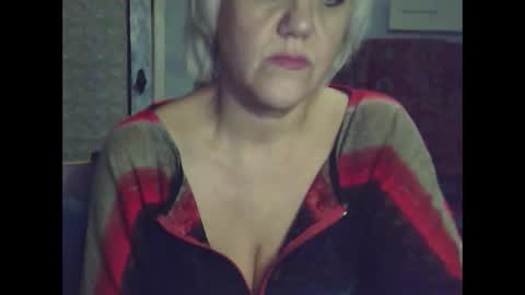 Snapshot of larisaq4ugo24 chatting on 16, 1, 2025 larisaq4ugo24 online show from 16, 1, 2025
