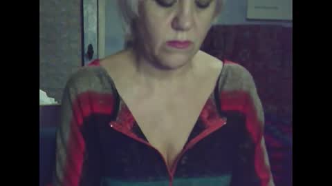 Snapshot of larisaq4ugo24 chatting on 17, 1, 2025 larisaq4ugo24 online show from 17, 1, 2025