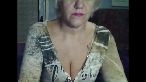 Snapshot of larisaq4ugo24 chatting on 21, 1, 2025 larisaq4ugo24 online show from 21, 1, 2025