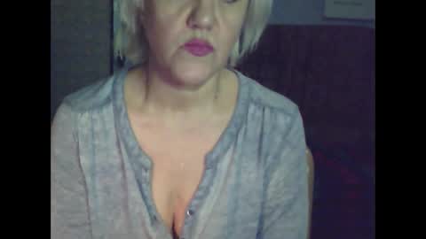 Snapshot of larisaq4ugo24 chatting on 22, 1, 2025 larisaq4ugo24 online show from 22, 1, 2025