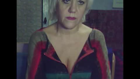 Snapshot of larisaq4ugo24 chatting on 5, 2, 2025 larisaq4ugo24 online show from 5, 2, 2025