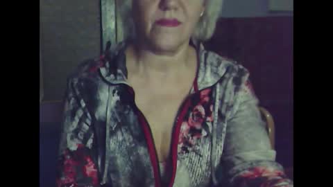 Snapshot of larisaq4ugo24 chatting on 5, 3, 2025 larisaq4ugo24 online show from 5, 3, 2025
