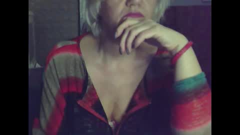 Snapshot of larisaq4ugo24 chatting on 6, 3, 2025 larisaq4ugo24 online show from 6, 3, 2025