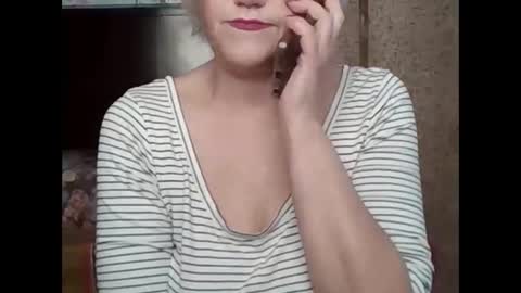 Snapshot of larisaq4ugo24 chatting on 16, 9, 2025 larisaq4ugo24 online show from 16, 9, 2025