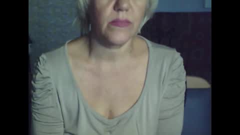Snapshot of larisaq4ugo24 chatting on 18, 9, 2025 larisaq4ugo24 online show from 18, 9, 2025