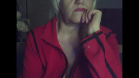 Snapshot of larisaq4ugo24 chatting on 26, 9, 2025 larisaq4ugo24 online show from 26, 9, 2025