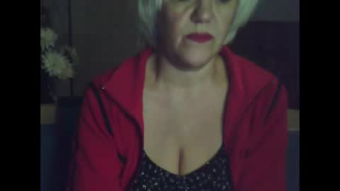 Snapshot of larisaq4ugo24 chatting on 27, 9, 2025 larisaq4ugo24 online show from 27, 9, 2025