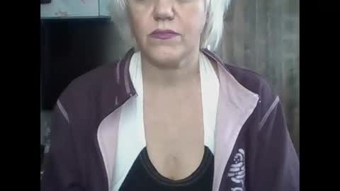 Snapshot of larisaq4ugo24 chatting on 30, 9, 2025 larisaq4ugo24 online show from 30, 9, 2025