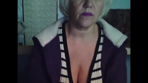 Snapshot of larisaq4ugo24 chatting on 4, 10, 2025 larisaq4ugo24 online show from 4, 10, 2025