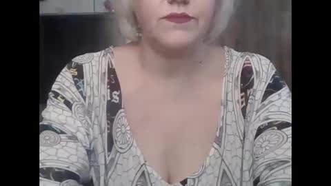 Snapshot of larisaq4ugo24 chatting on 2, 11, 2025 larisaq4ugo24 online show from 2, 11, 2025