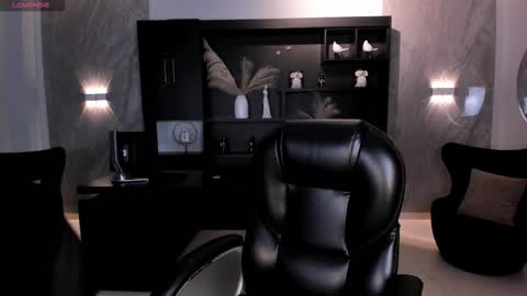 Larisa Smirnov online show from 18, 2, 2026