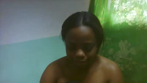 larissa645771 online show from 20, 12, 2025