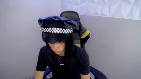 larry online show from 16, 4, 2026