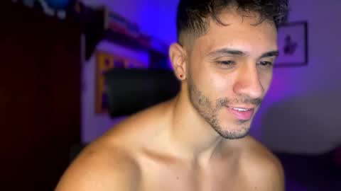 Snapshot of larry_jones chatting on 10, 1, 2025 andrew online show from 10, 1, 2025