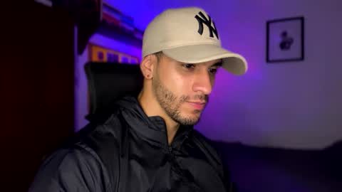 Snapshot of larry_jones chatting on 6, 2, 2025 andrew online show from 6, 2, 2025