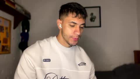 Snapshot of larry_jones chatting on 2, 3, 2025 andrew online show from 2, 3, 2025