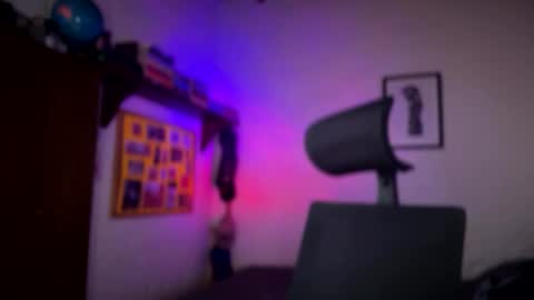 Snapshot of larry_jones chatting on 16, 11, 2025 andrew online show from 16, 11, 2025