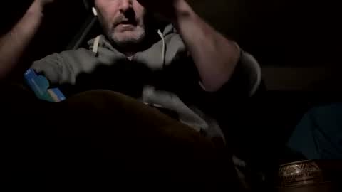 larrythelover23 online show from 19, 4, 2026