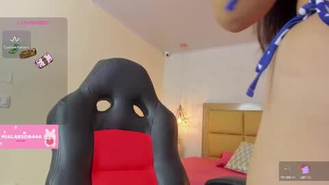 Snapshot of larsonmia chatting on 17, 9, 2025 MIA online show from 17, 9, 2025