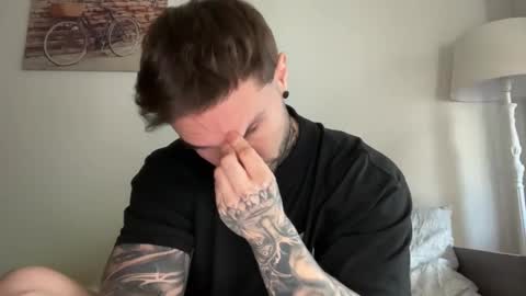 Snapshot of larsskeet chatting on 28, 11, 2025 larsskeet online show from 28, 11, 2025