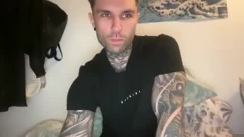 Snapshot of larsskeet chatting on 5, 12, 2025 larsskeet online show from 5, 12, 2025