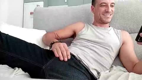 Snapshot of lascivo85 chatting on 5, 10, 2025 Alessandro online show from 5, 10, 2025