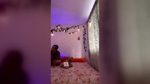 lasexbellaylabestia online show from 20, 5, 2026