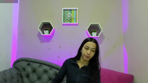 Tania  online show from 15, 4, 2026