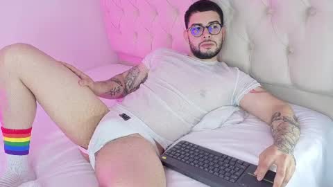 Snapshot of latam_ chatting on 27, 6, 2026 YOUR BABY online show from 27, 6, 2026