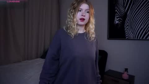 Snapshot of latanyabarthel chatting on 9, 11, 2025 Jay online show from 9, 11, 2025